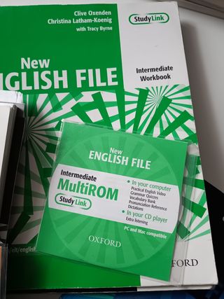 English File Books 
De teoría y de práctica .

