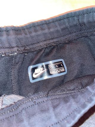 Nike Tech Fleece Pantalones Gris y Negro 