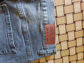 Pantalón vaquero gris Talla 42 REGULAR. Nuevo.