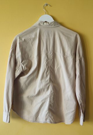 Sobrecamisa estilo vaquero beige (Mango)