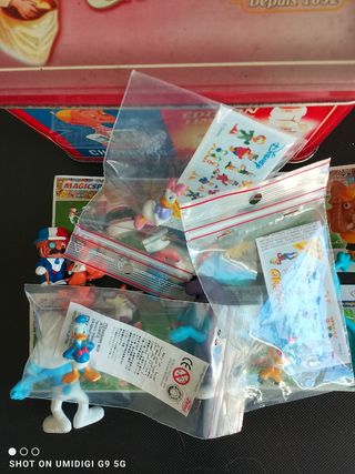 Maqueta Coche Carreras Clementoni + Figuras Kinder