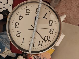 Reloj Festina Pared Blanco y Plateado
30cm×4'5 cm.