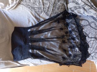 Vestido fiesta negro encaje