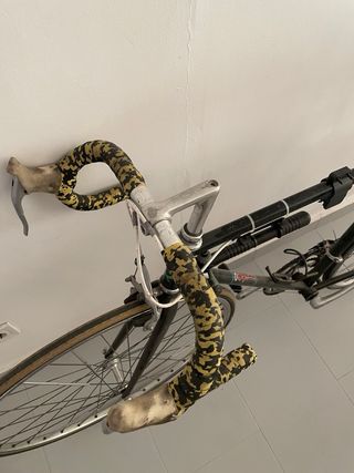 Bicicleta BH de carretera