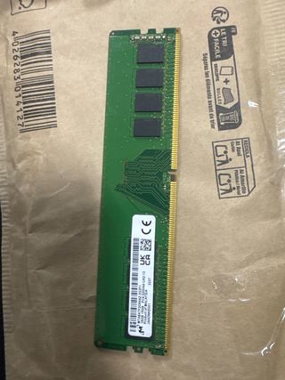 Módulo RAM DDR4 16GB 3200MHz