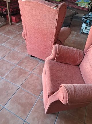 2 Sillones Orejeros Rosas