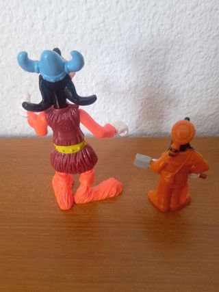2 Figuras Goofy