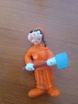 2 Figuras Goofy