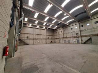 Nave industrial en alquiler en Gran Via LH en Hospitalet de Llobregat, L´