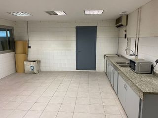 Nave industrial en alquiler en Gran Via LH en Hospitalet de Llobregat, L´