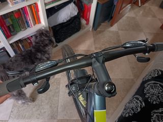 Bicicleta de montaña GT 27.5