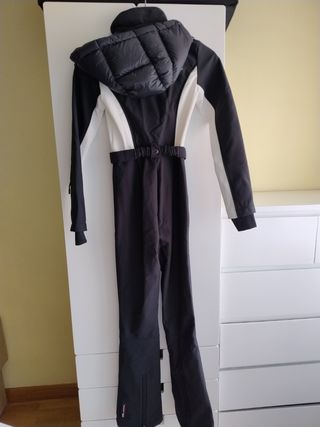 Mono de esquí Zara negro y blanco. Talla xs.
