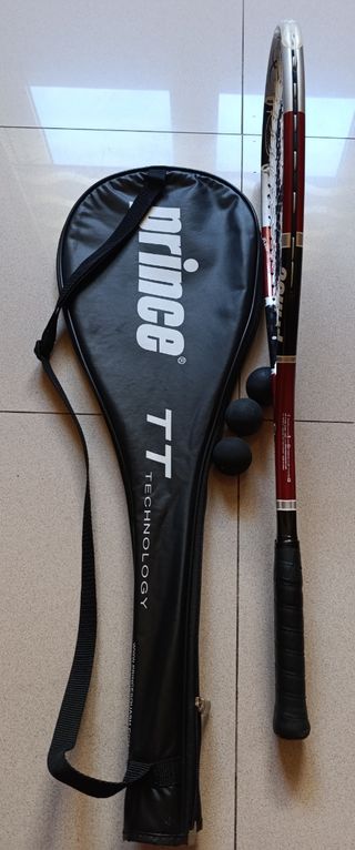 RAQUETA SQUASH MARCA PRINCE TITANIUM.