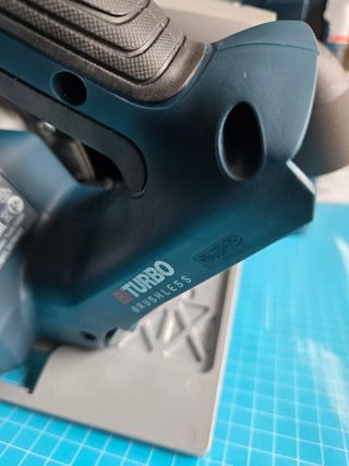 SIERRA CIRCULAR A BATERÍA GKS 18V-68 GC BITURBO