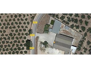 Nave industrial en venta en Cabra