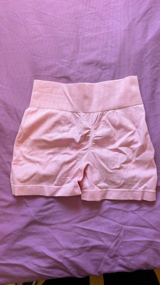 Mallas deportivas cortas rosas