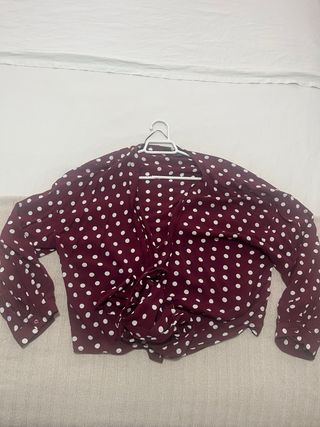 Blusa lunares Zara roja y blanca
