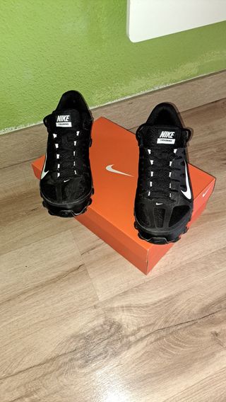 Zapatillas Nike Reax Negras