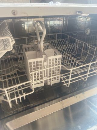 Lavavajillas pequeño blanco
