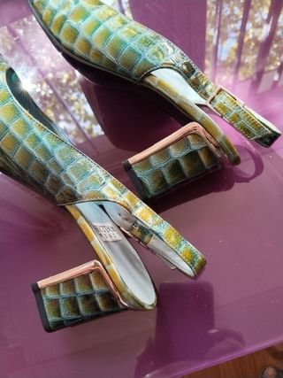 Sandalias con tacon Linea wallys (italianos) azul 