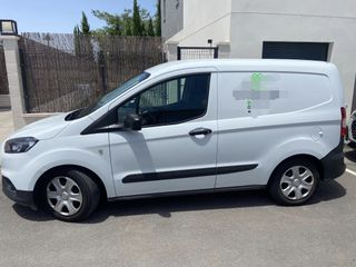 Ford Transit Courier 2019