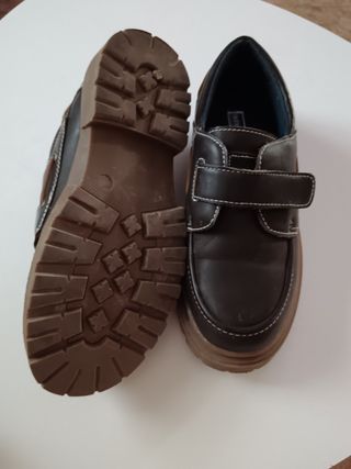 Zapatos niño marrones