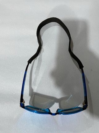 Occhiali da sole Layonart specchio blu + cordino