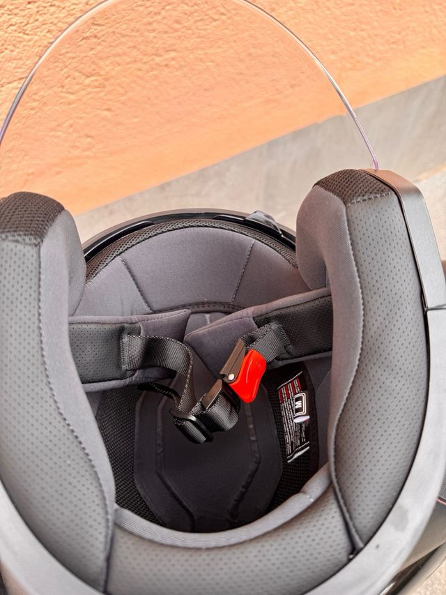 Casco Jet Negro con Pantalla Transparente