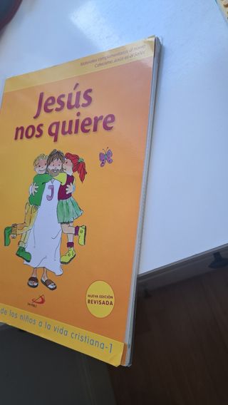 Libro Jesús nos quiere - Iniciación a la vida cris