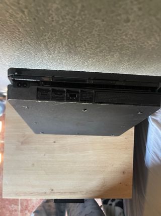 Consola Sony PS4 Slim Negra