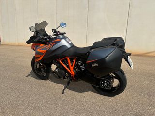 KTM 1290 Super Duke GT 2023