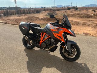 KTM 1290 Super Duke GT 2023