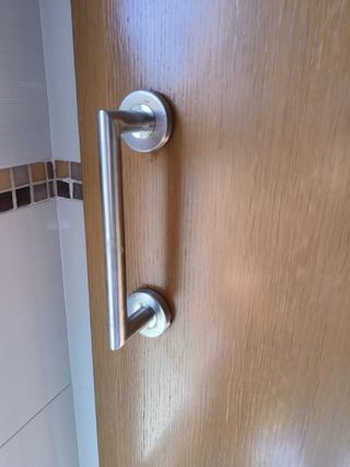 Puerta corredera de madera