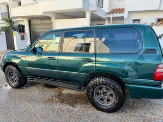 Toyota Land Cruiser 100 2002