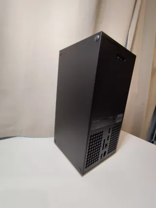Xbox Series X 1TB + Elden Ring + Warhammer 40k