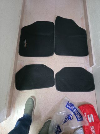Alfombrillas universales para coche (4 uds)