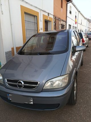 Opel Zafira 2004