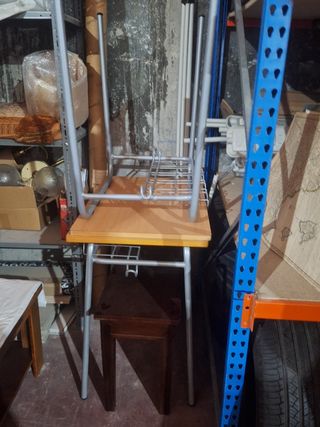 Mesa escolar madera y metal