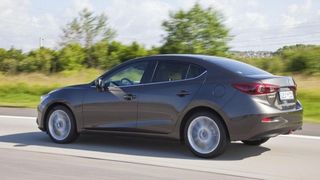 Paragolpes Trasero Mazda 3 (2013-2016) Nuevo