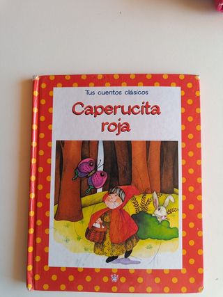 Varios libros infantiles de cuentos tradicionales