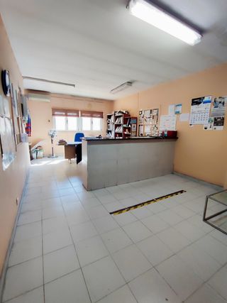 NAVE INDUSTRIAL DE 1.630M2 EN POLÍGONO CONSOLIDADO