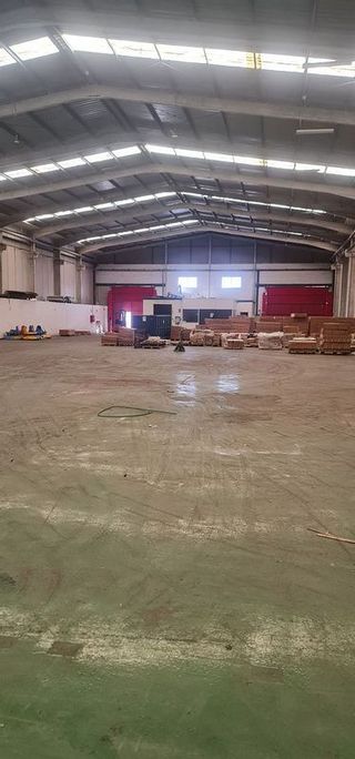 Nave industrial en alquiler en Churriana en Málaga