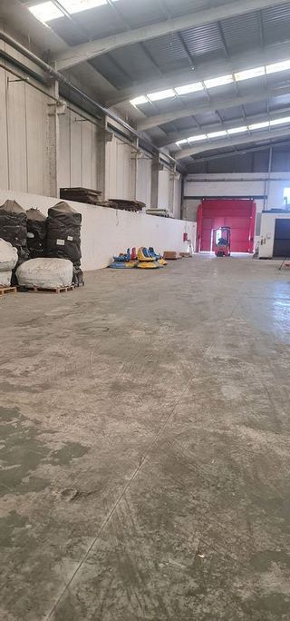 Nave industrial en alquiler en Churriana en Málaga