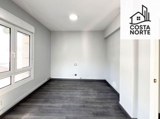 Local comercial en alquiler en Cuatro Caminos - Plaza de la Cubela en Coruña (A)
