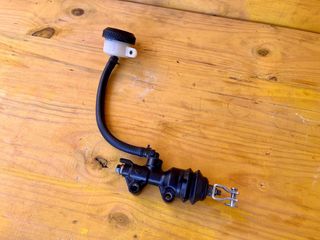 Bomba Freno Trasero Harley Davidson Sportster