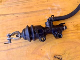 Bomba Freno Trasero Harley Davidson Sportster