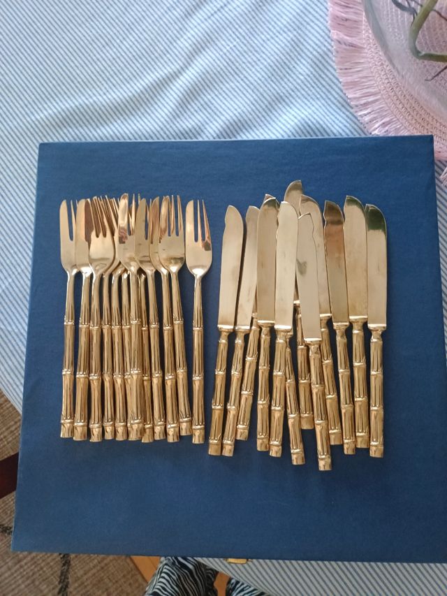 ✨Cubertería Tailandesa Bambú y Metal Dorada 12 ser