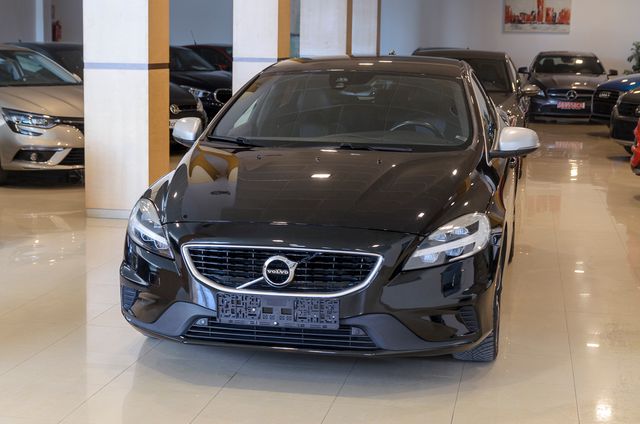 Volvo V40 D3 R-Design Momentum Aut. 150