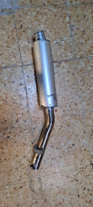 Escape HARPOON  para moto Honda
 CBR F1 PC 23 


