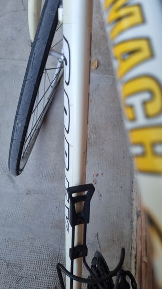 Bicicleta de carretera Corex Mach 21
